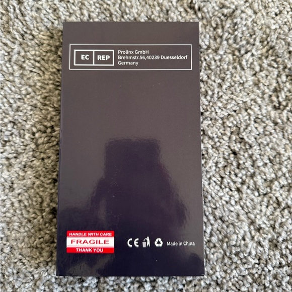 NIB/NWT iPhone 12 Pro Screen Protector - Picture 2 of 2